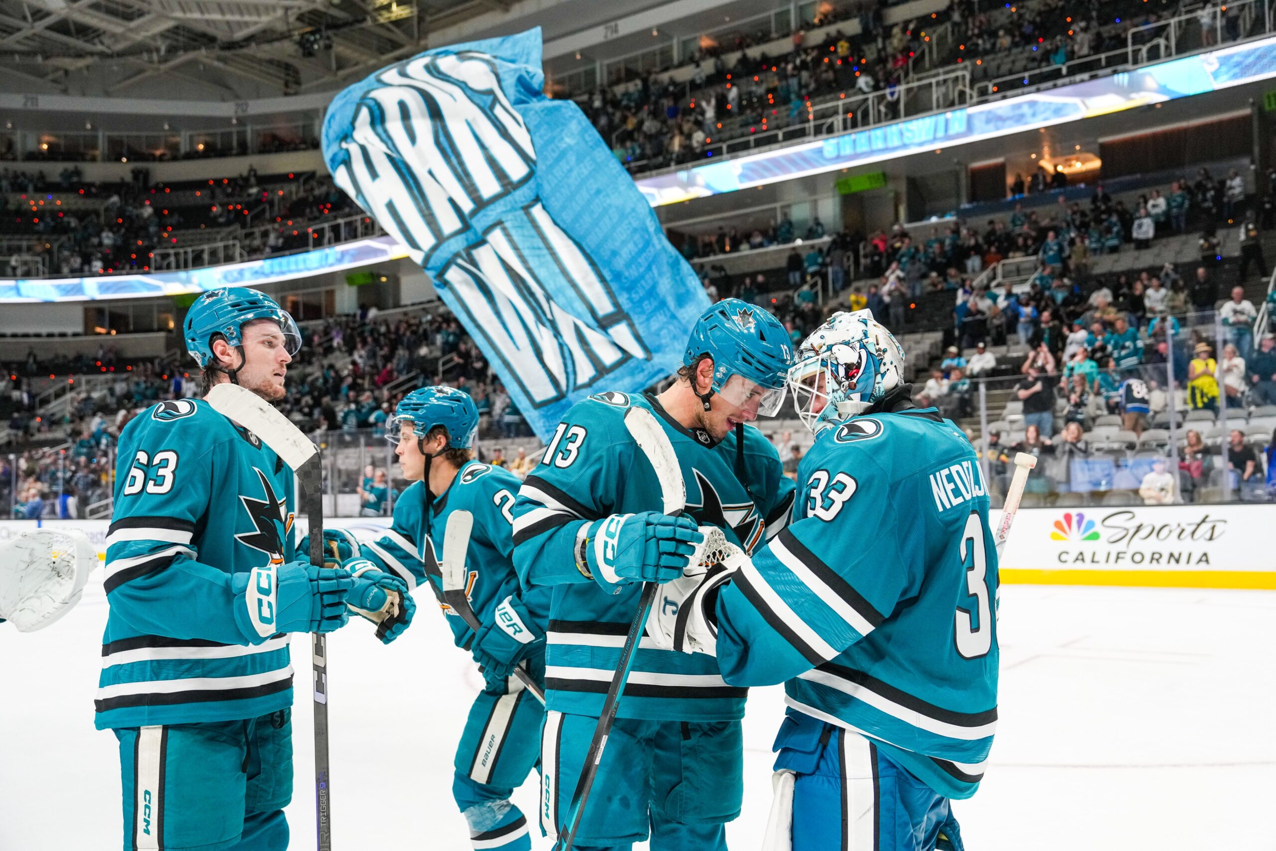 NHL: AMICHEVOLE SHARKS-VEGAS 3-0