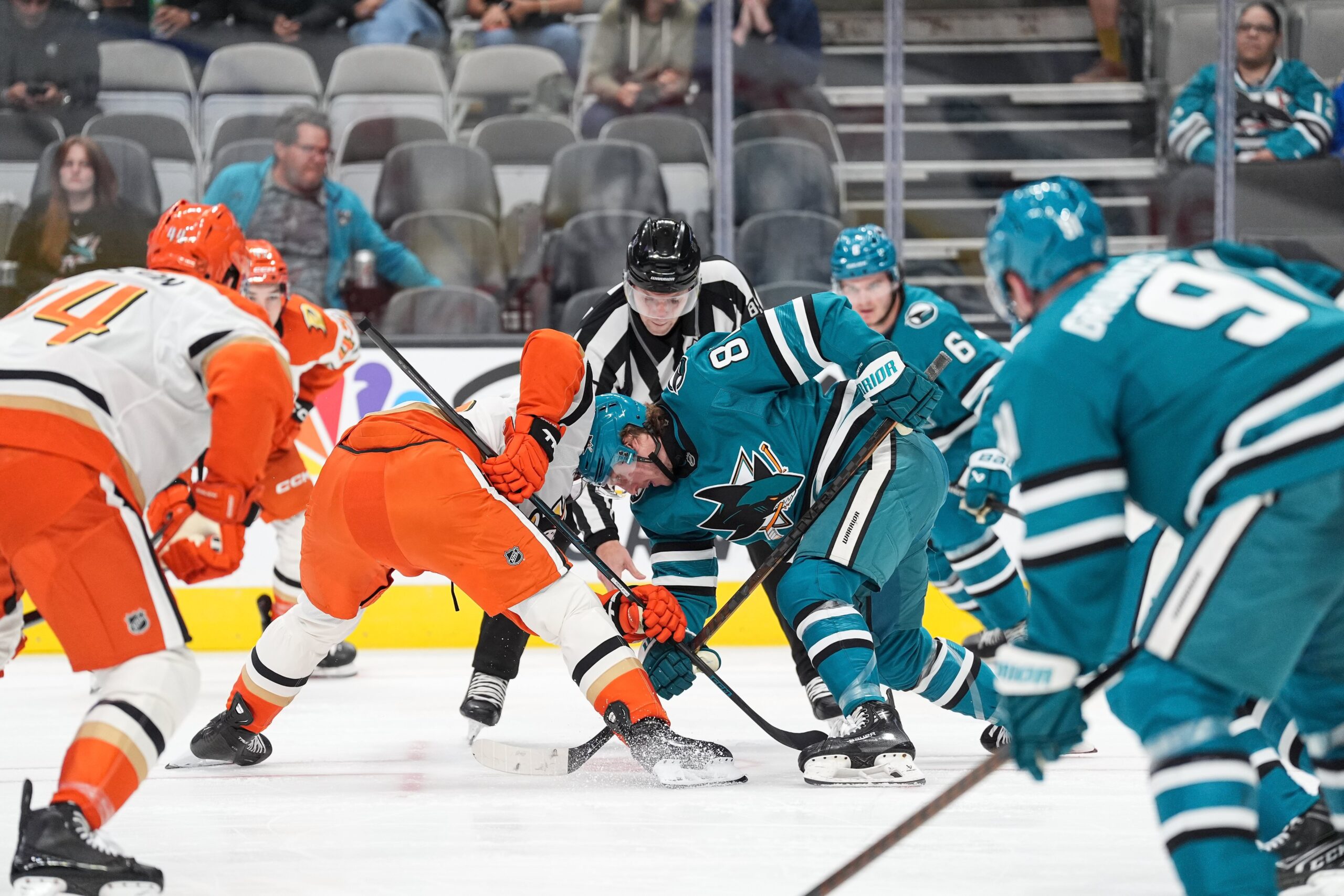 NHL: TERZA SCONFITTA PER GLI SHARKS